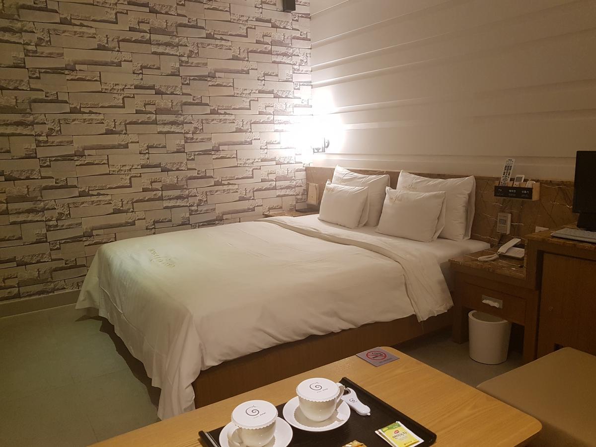Polo Tourist Hotel Ίντσεον Εξωτερικό φωτογραφία